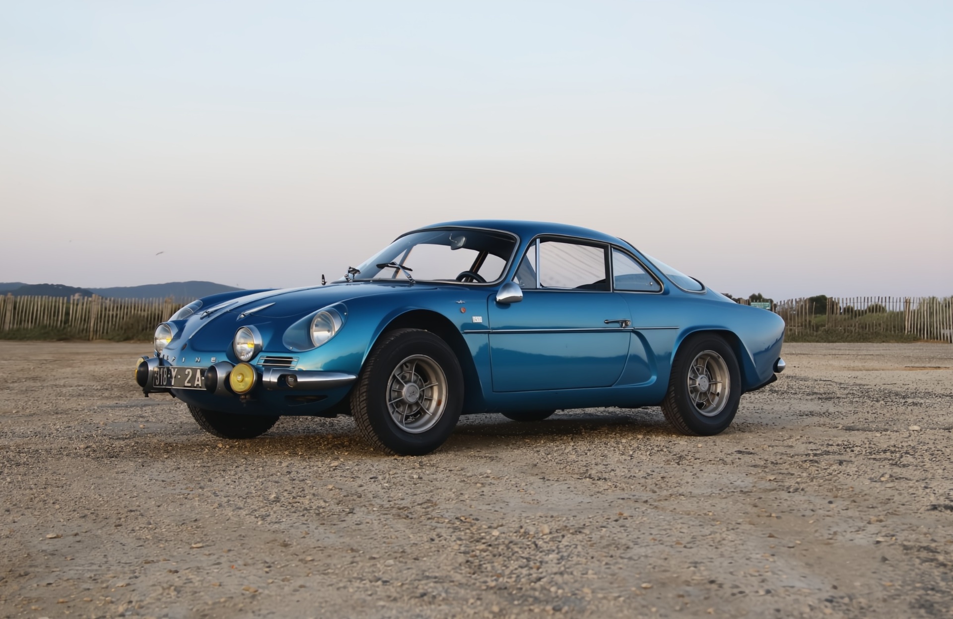 Alpine A110 1300 G bleue de 1969 trois-quarts avant à vendre